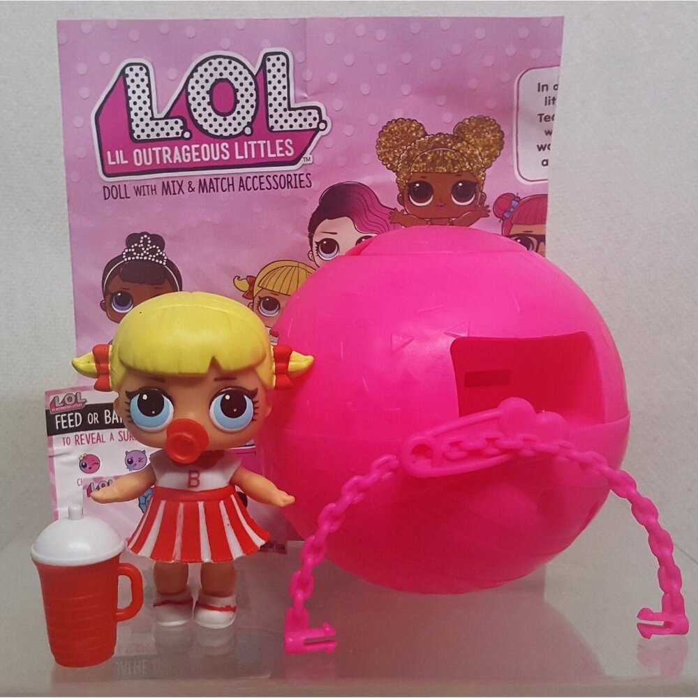 LOL Series 1 Original 2016 Release Cheer Captain Complete w/ Accessories & Ball